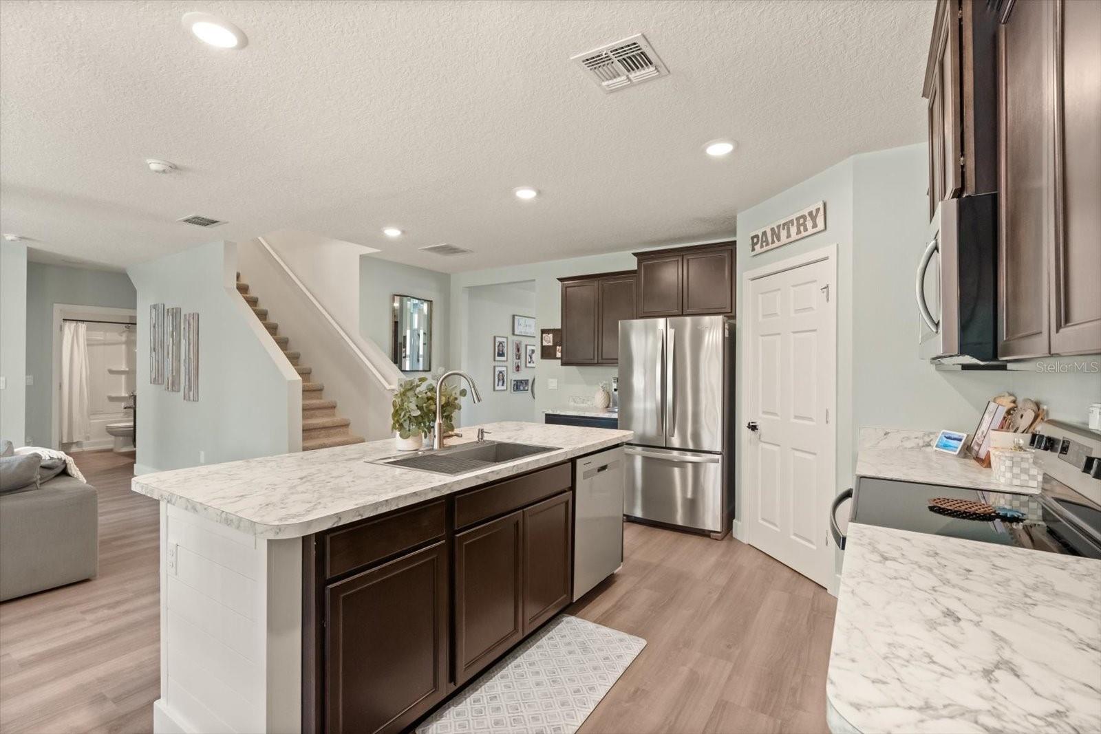 Image 15 of 42 For 4972 Talbot Boulevard