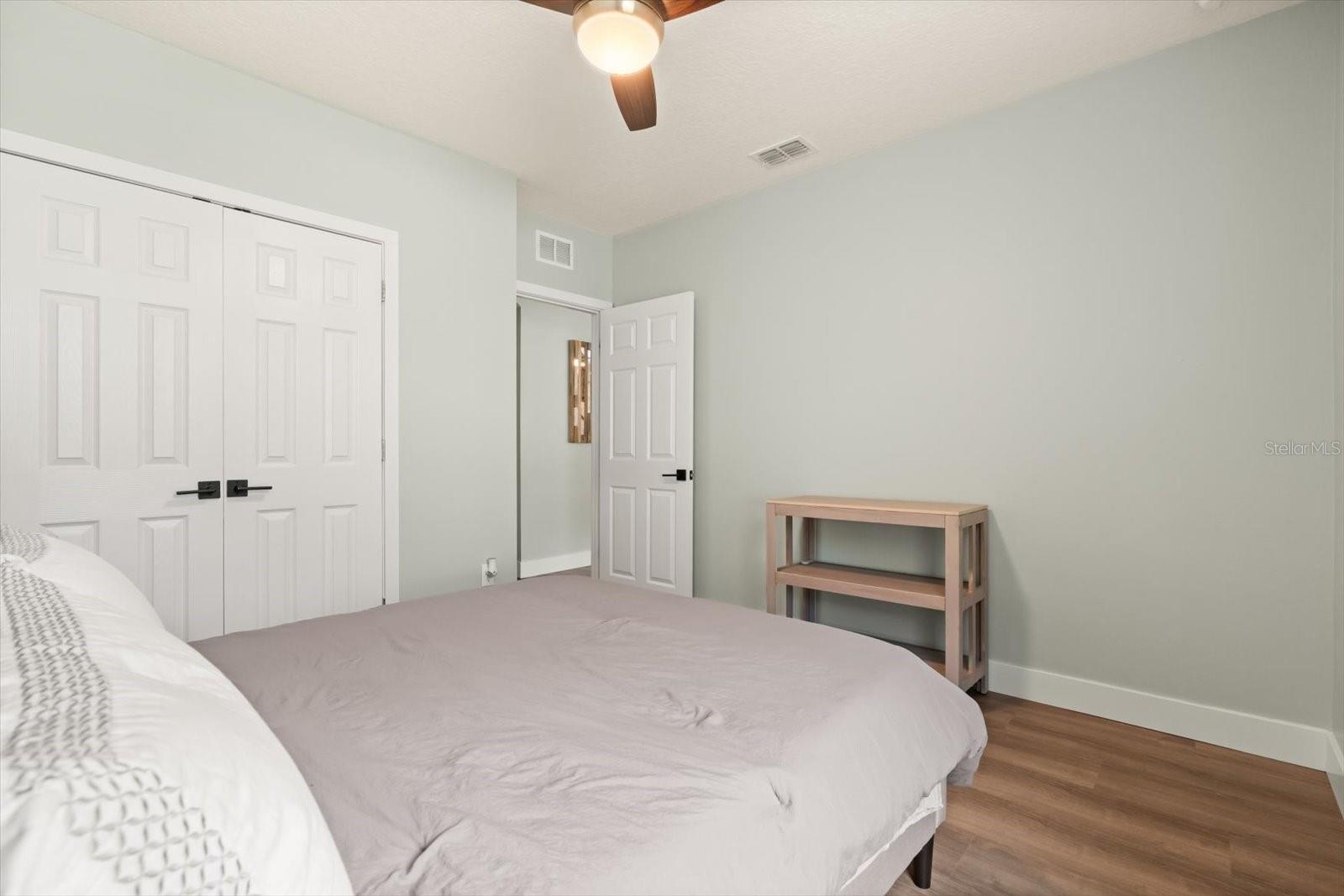 Image 17 of 42 For 4972 Talbot Boulevard