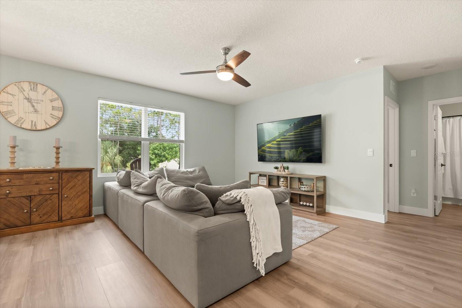 Image 3 of 42 For 4972 Talbot Boulevard