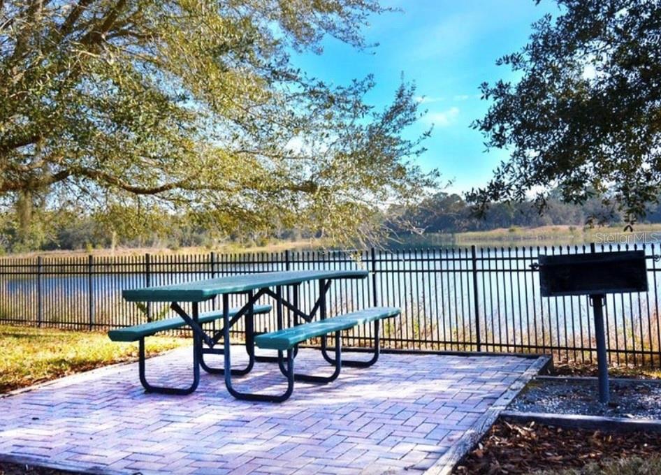 Image 11 of 24 For 202 Watling Way