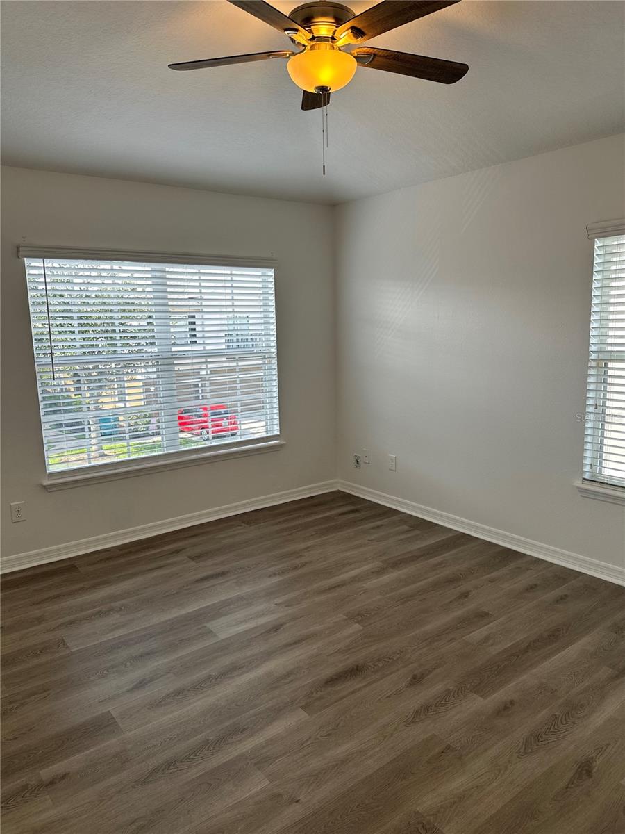 Image 24 of 27 For 6604 Goldenrod Road 100a