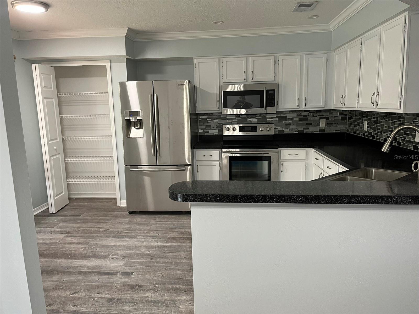 Image 5 of 35 For 2700 Waymeyer Drive