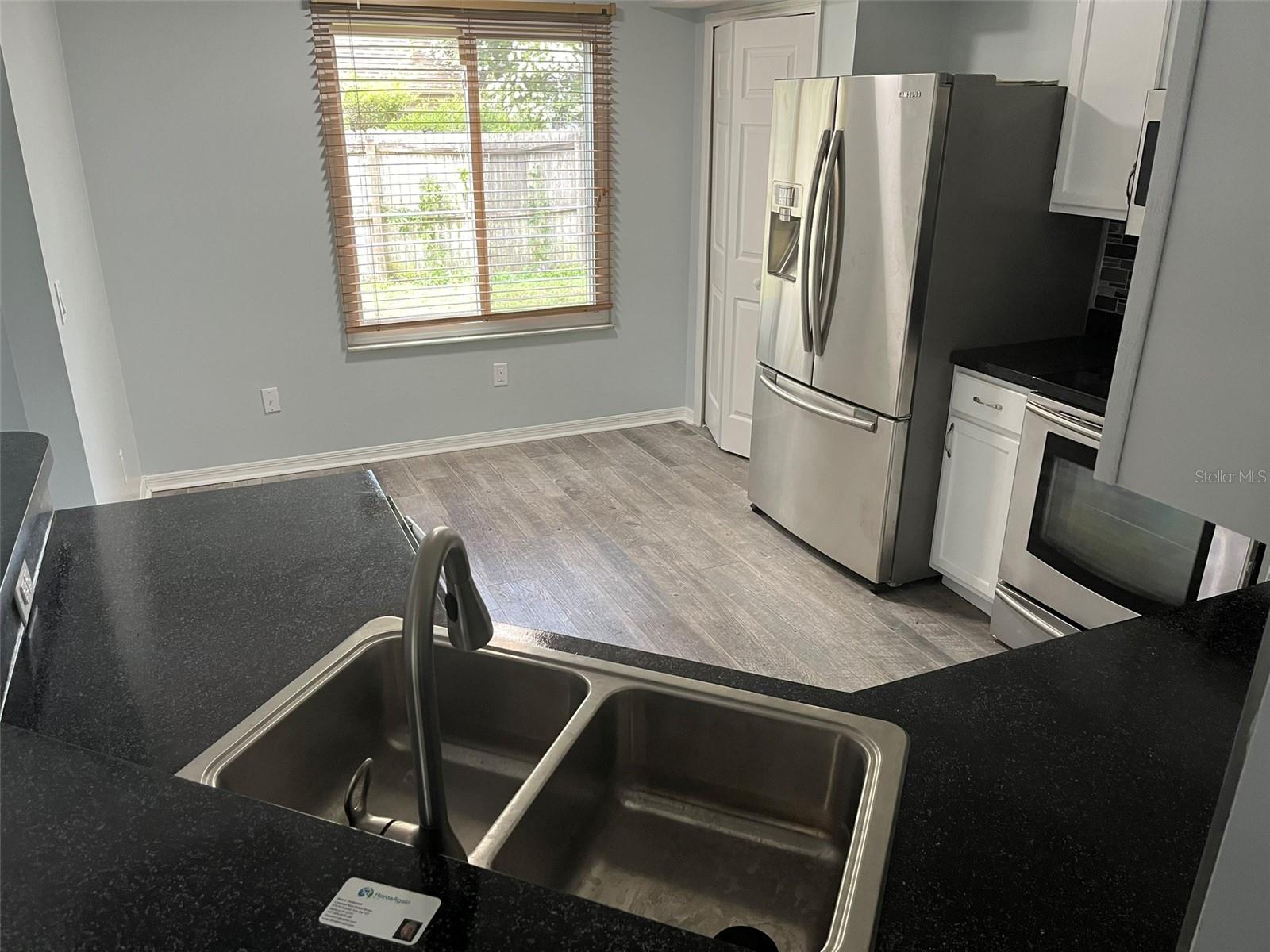 Image 7 of 35 For 2700 Waymeyer Drive
