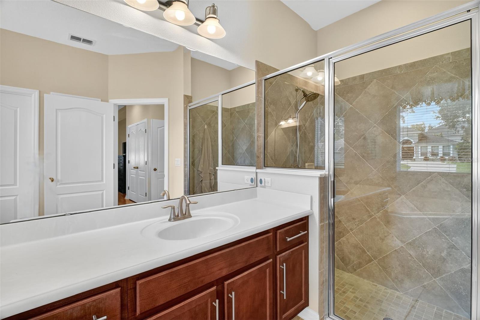 Image 26 of 38 For 2368 Parkside Glen Drive D