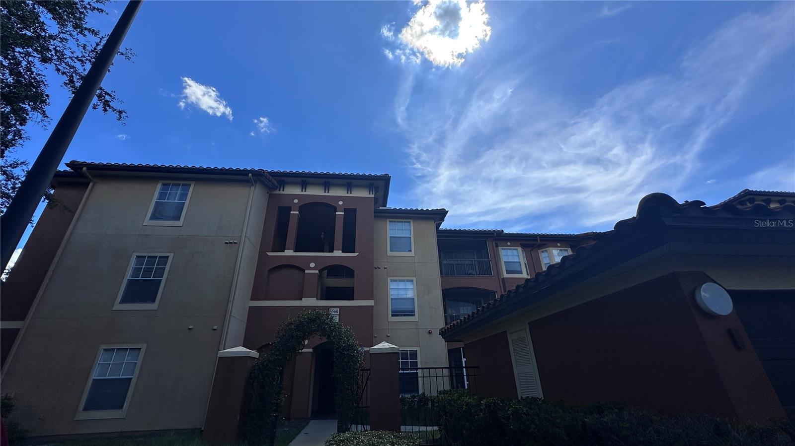 Details for 5560 Metrowest Boulevard 101, ORLANDO, FL 32811