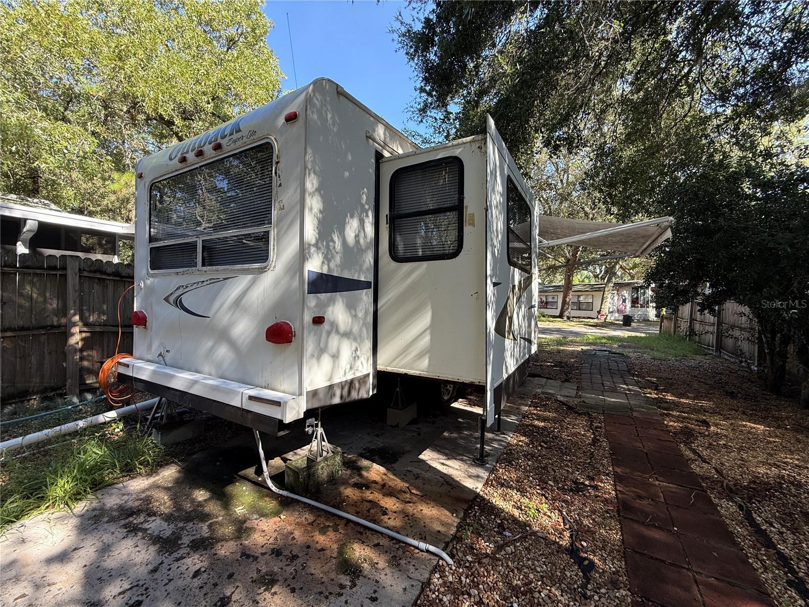 Image 5 of 16 For 3000 Clarcona Road 554