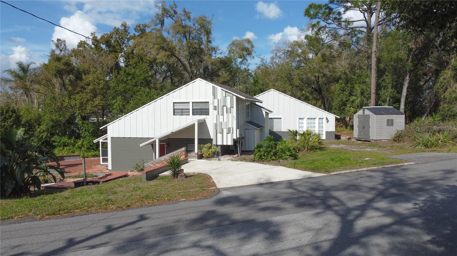 Image 2 of 44 For 800 Lake Marion Drive