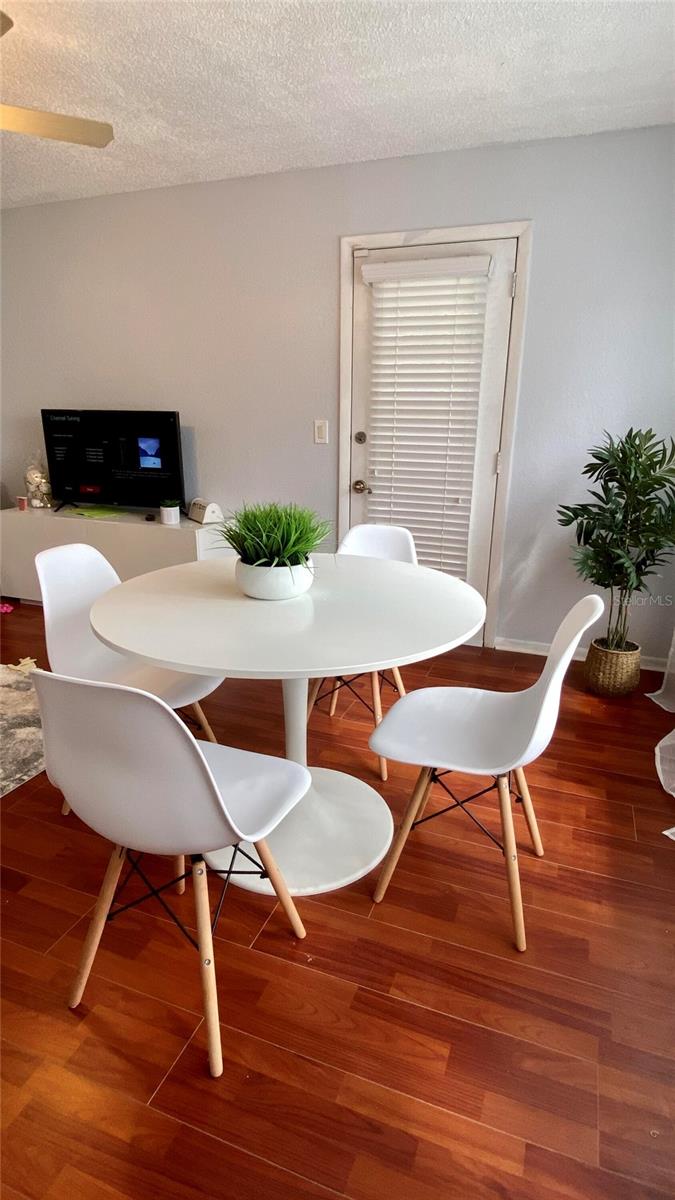 Image 15 of 30 For 11532 Westwood Boulevard 616