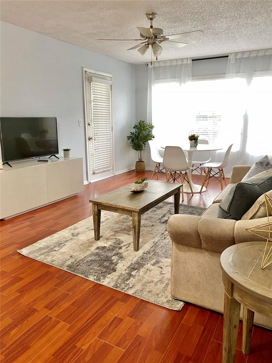 Image 27 of 30 For 11532 Westwood Boulevard 616