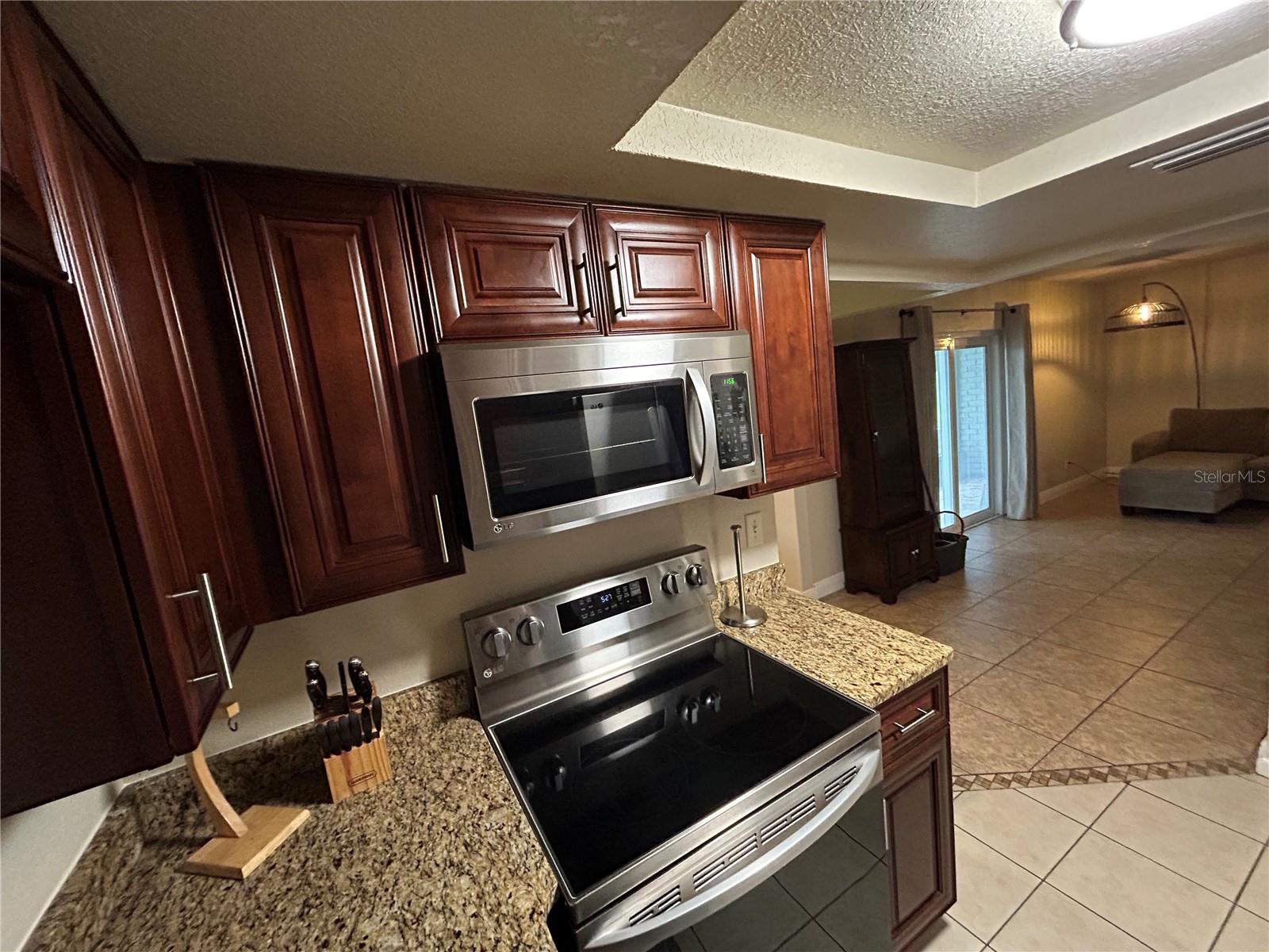 Image 4 of 20 For 103 Lewfield Circle 103