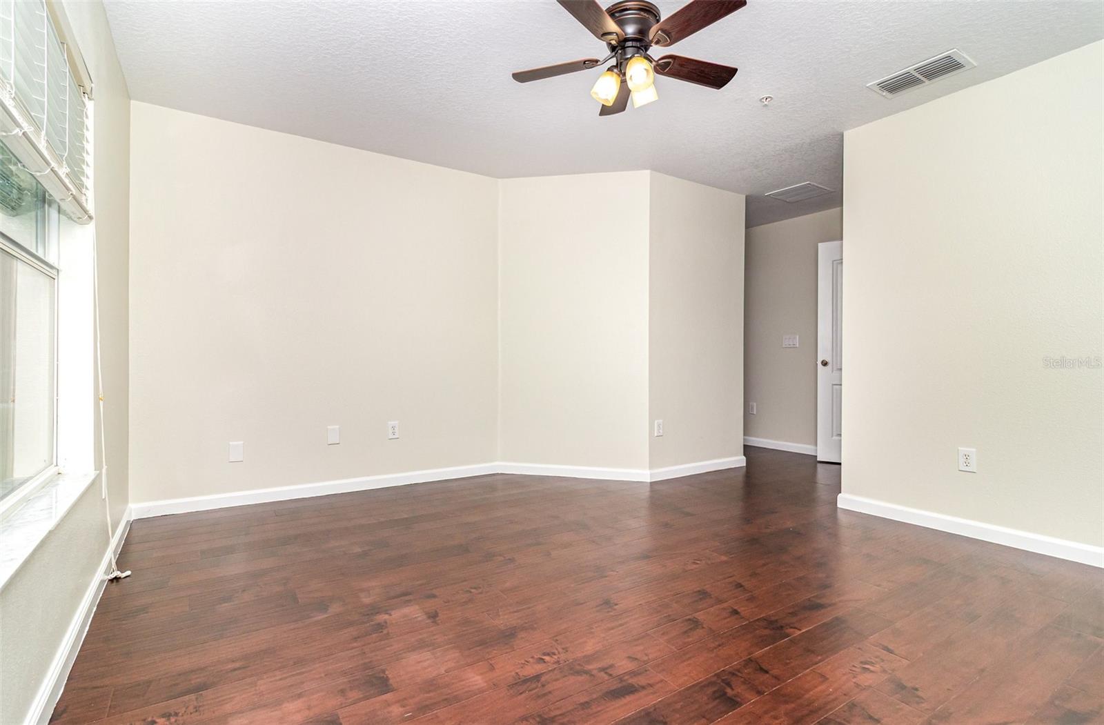 Image 14 of 25 For 1224 Priory Circle