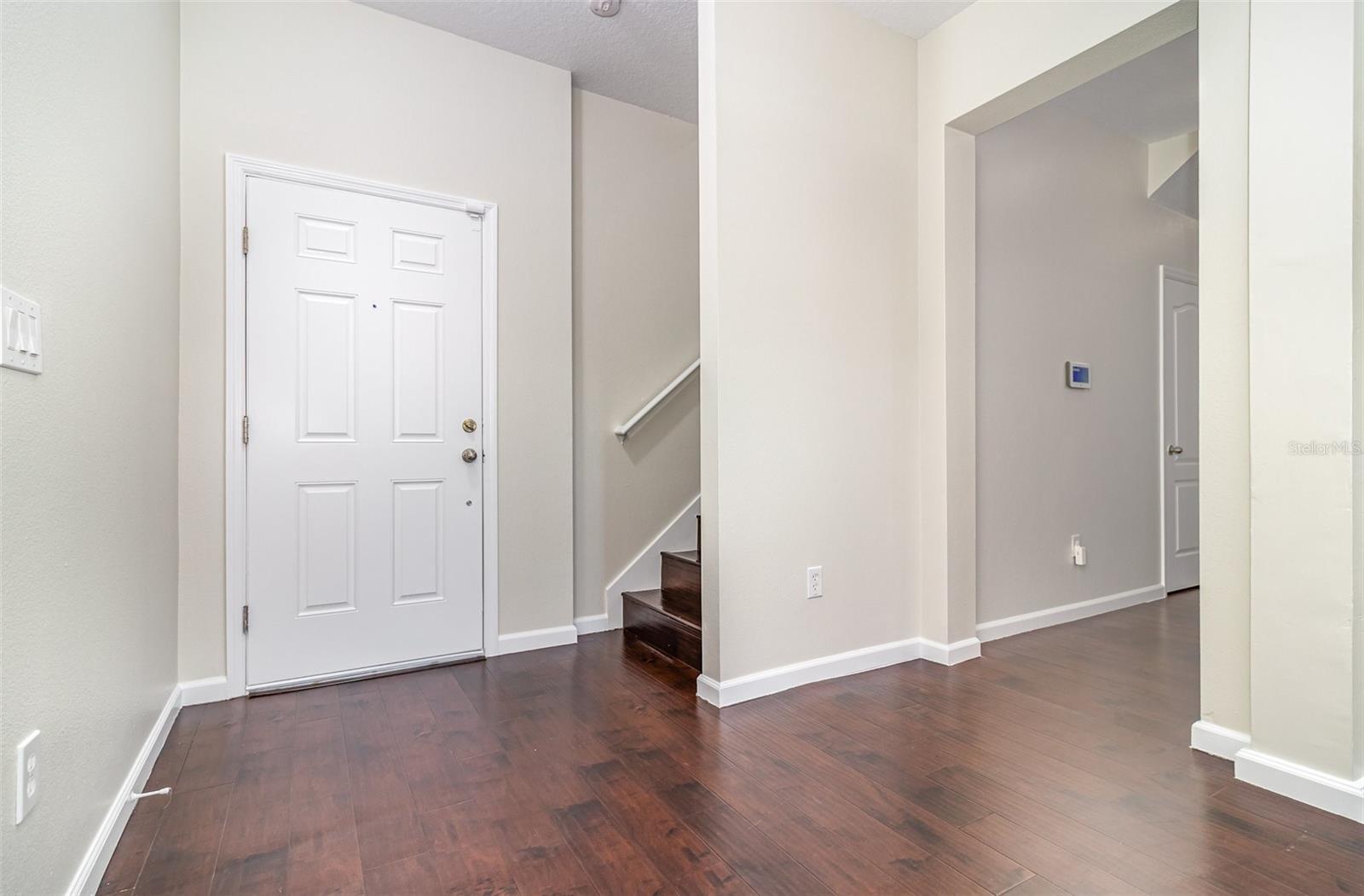 Image 4 of 25 For 1224 Priory Circle