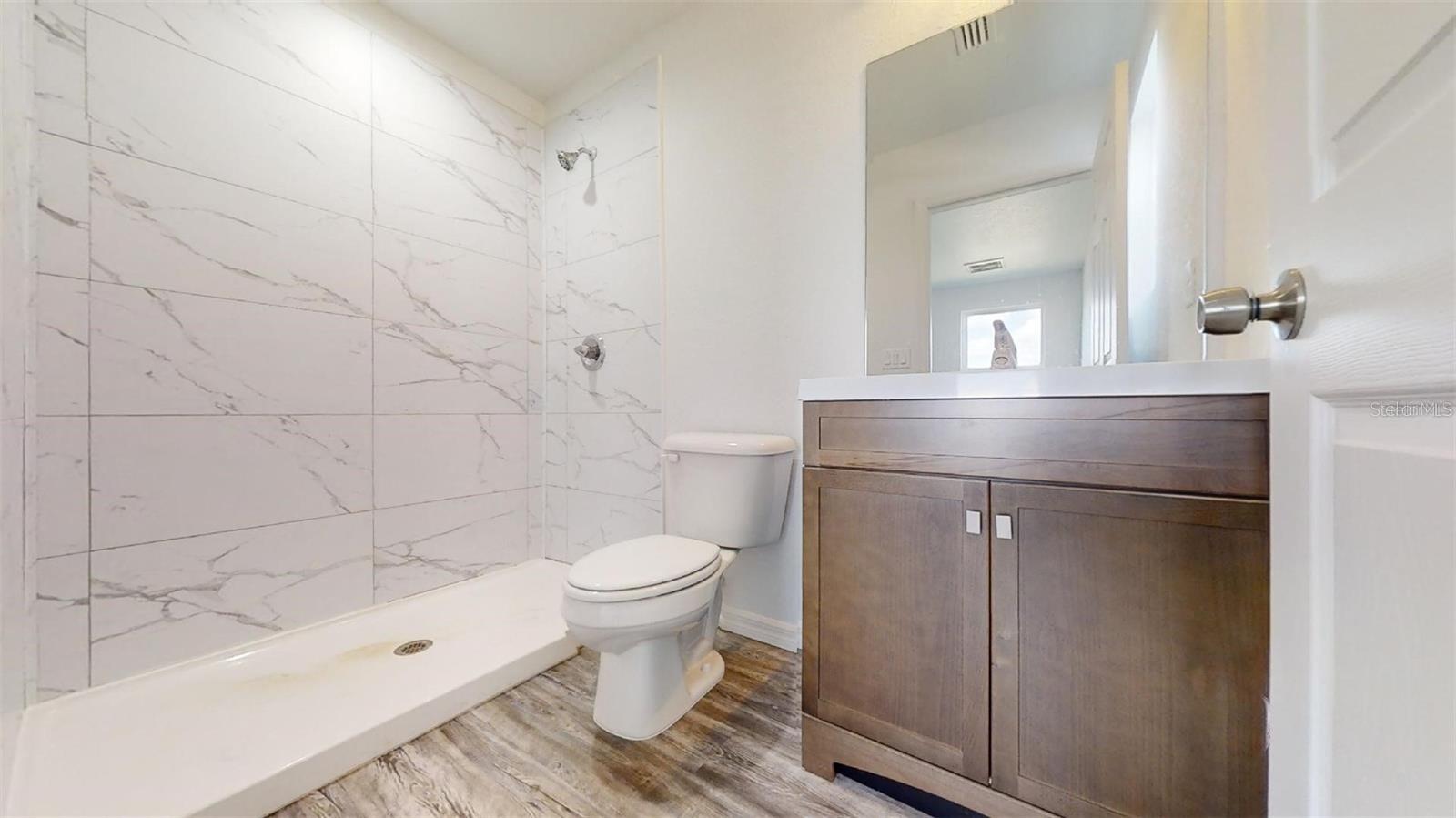 Image 11 of 11 For 10470 125th Street