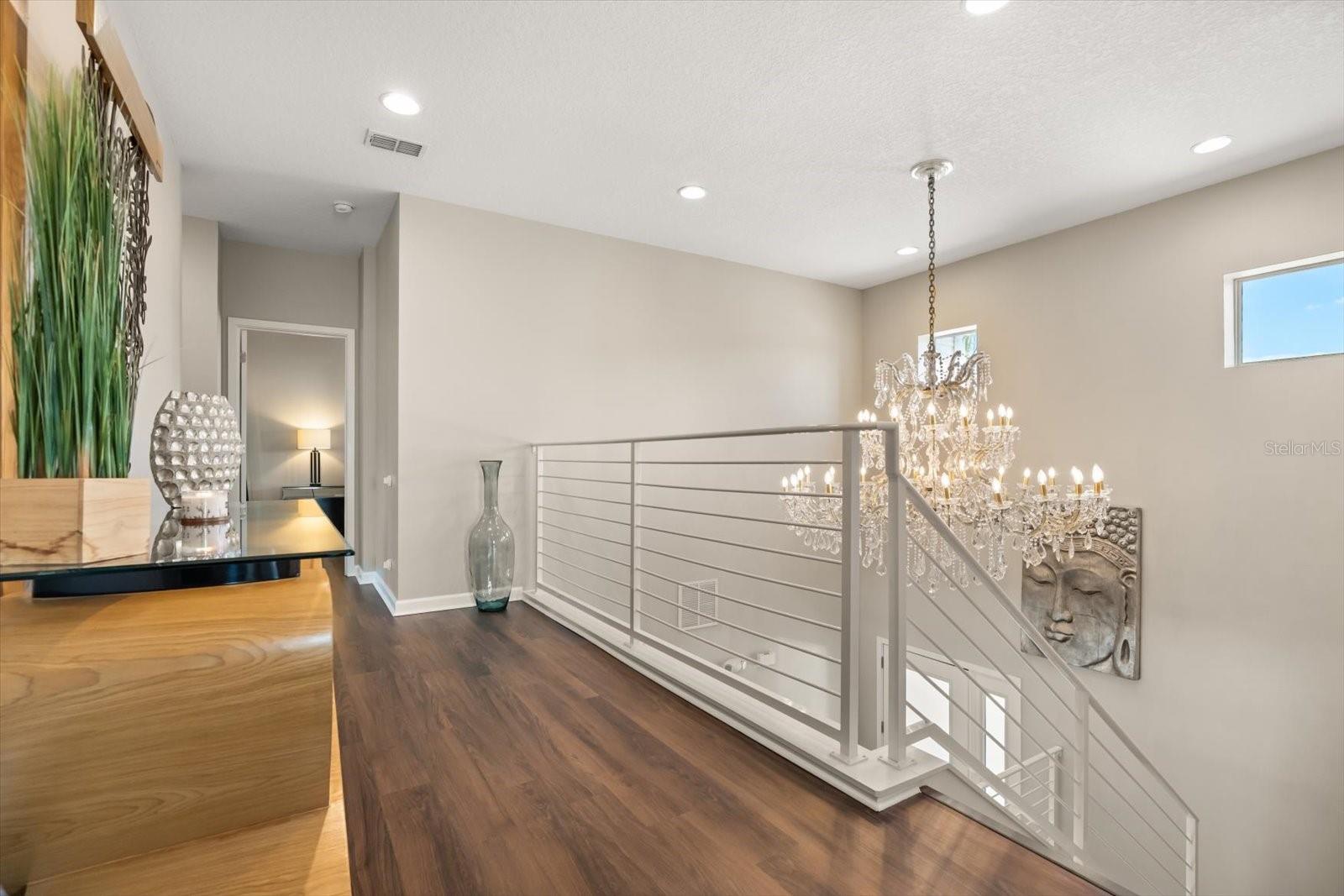 Image 36 of 71 For 3901 Oakville Avenue