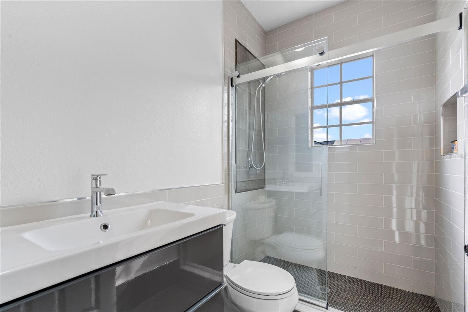 Image 28 of 59 For 11524 Claymont Circle