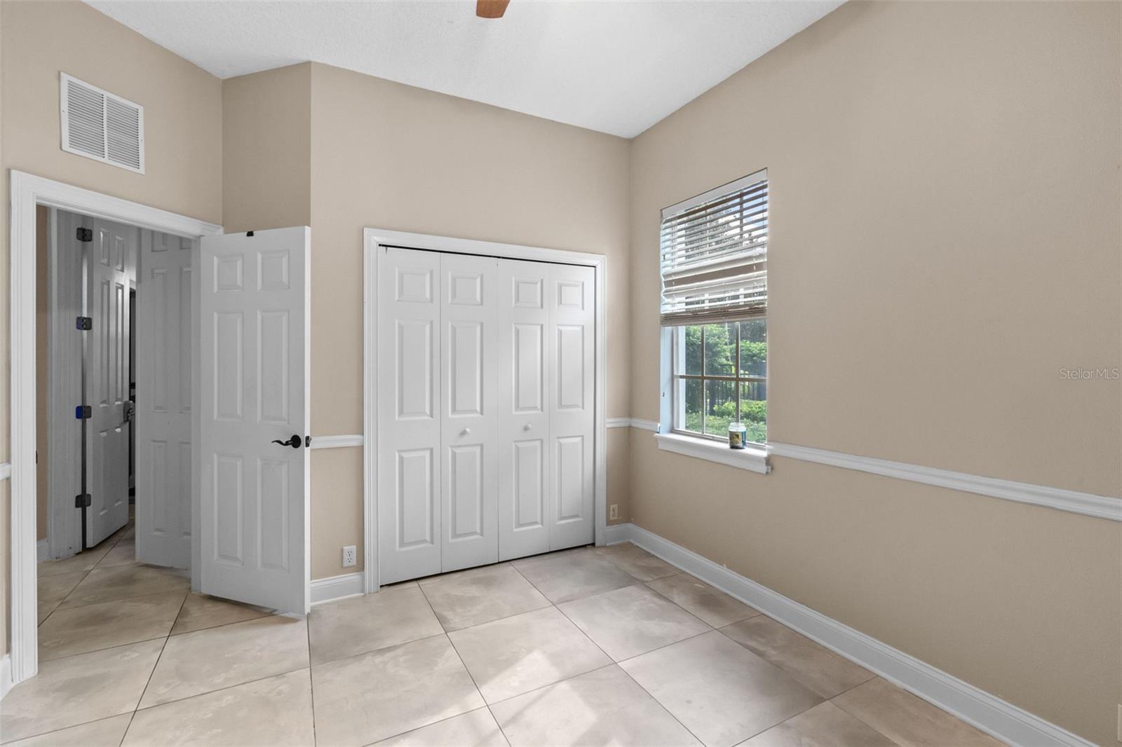 Image 33 of 59 For 11524 Claymont Circle