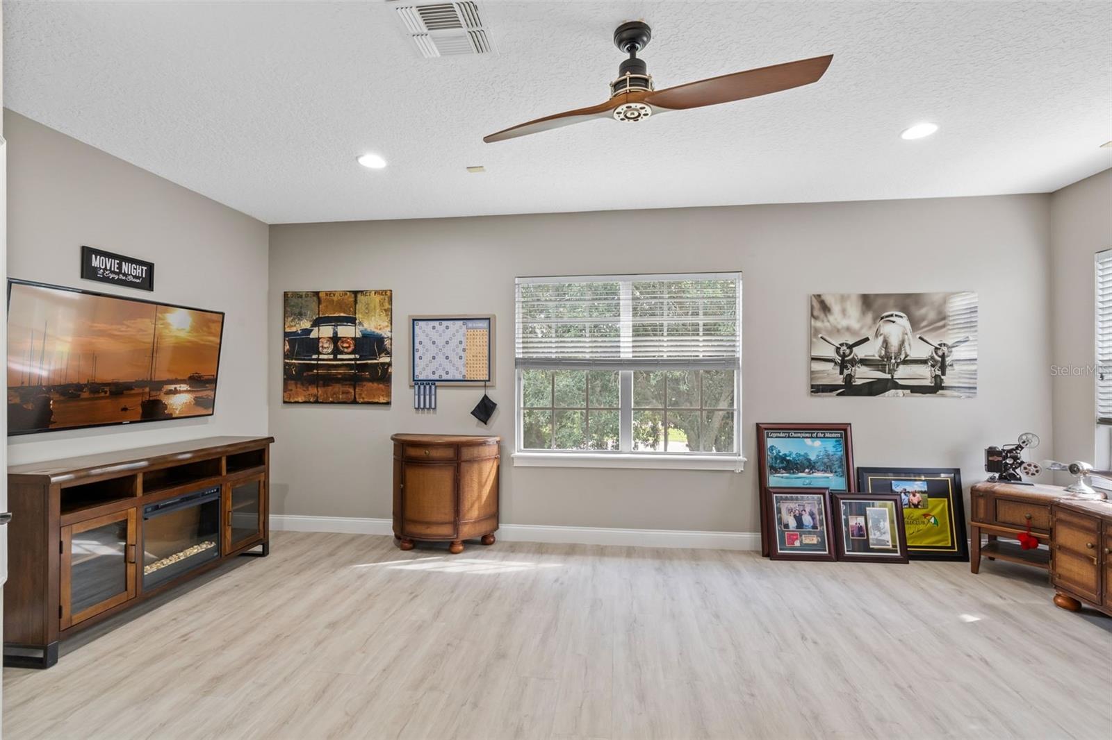 Image 35 of 59 For 11524 Claymont Circle