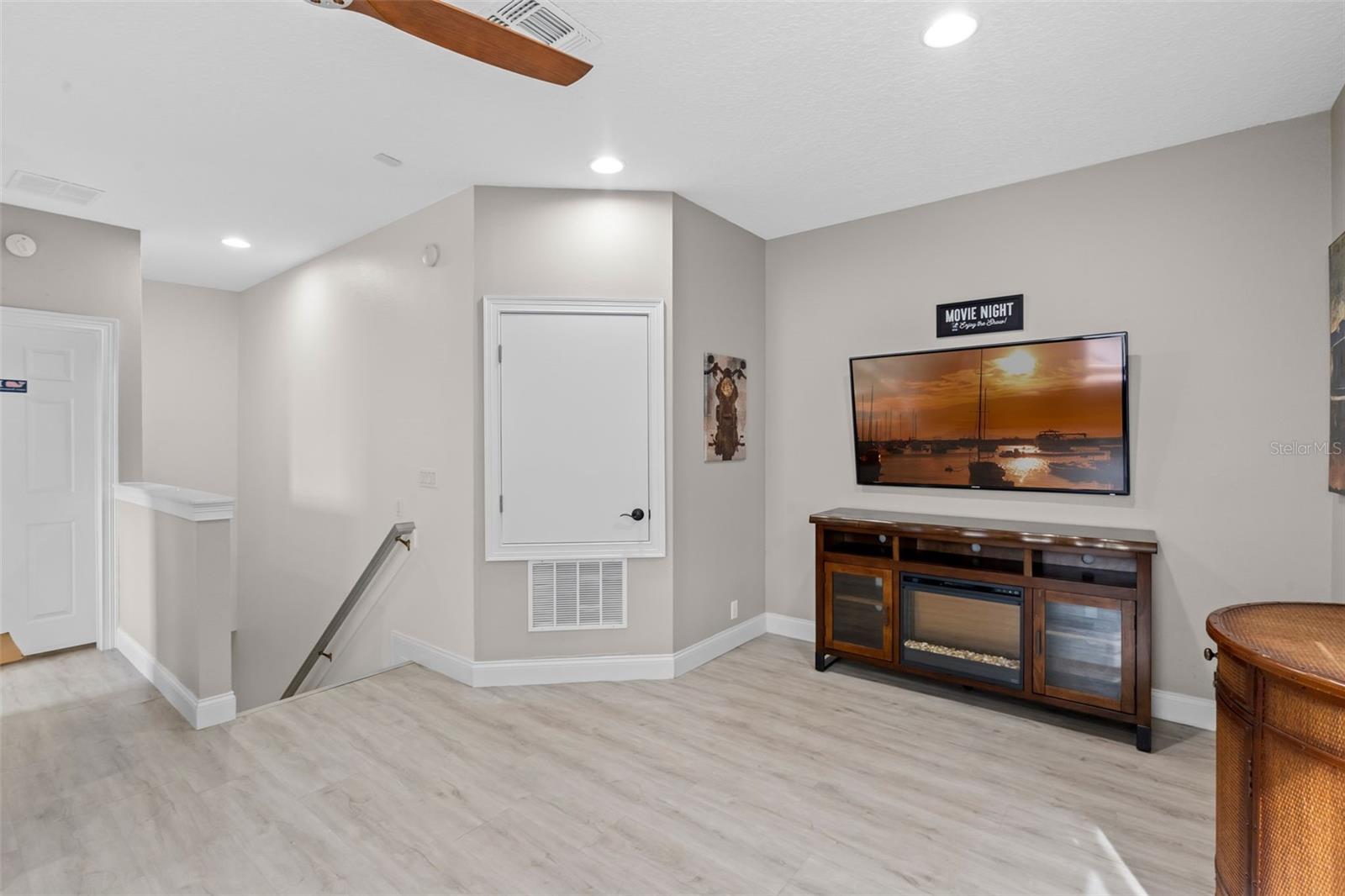 Image 37 of 59 For 11524 Claymont Circle