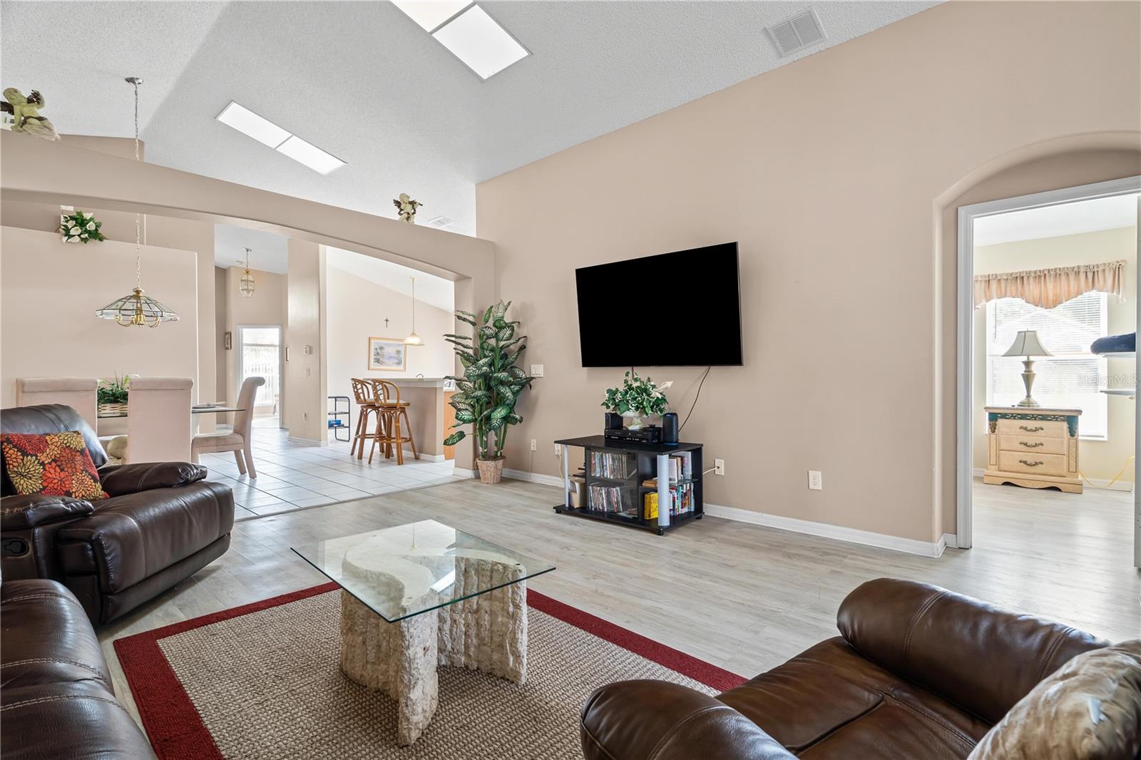 Image 15 of 37 For 8109 Santee Drive