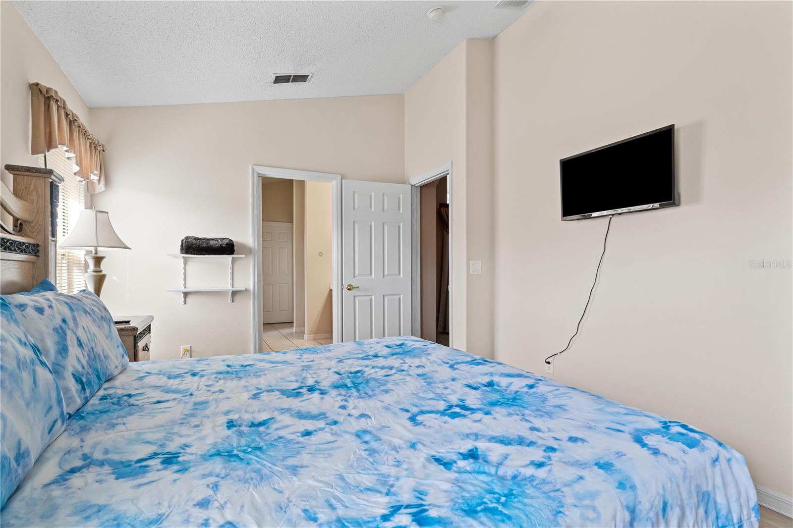 Image 18 of 37 For 8109 Santee Drive