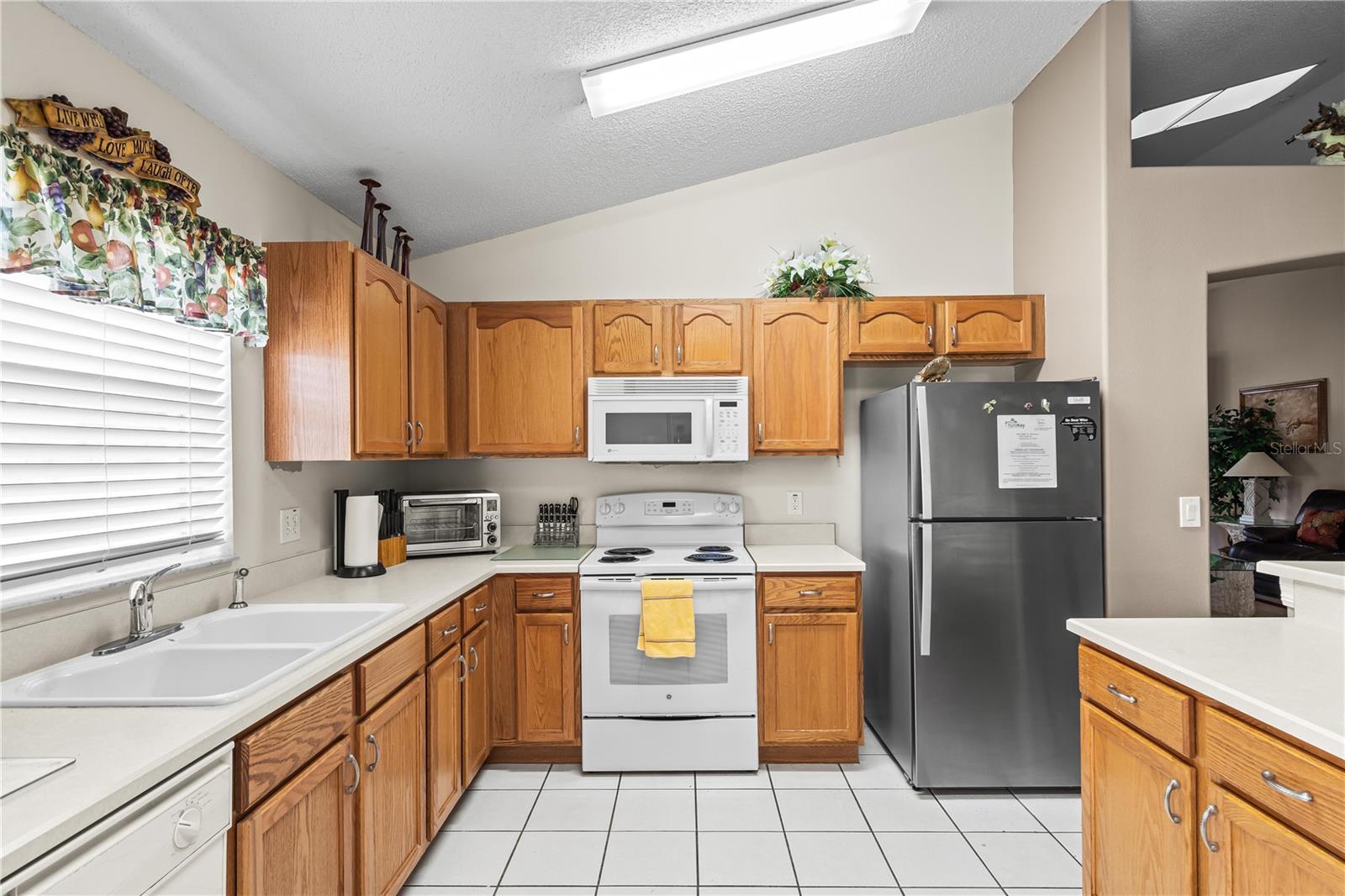 Image 9 of 37 For 8109 Santee Drive