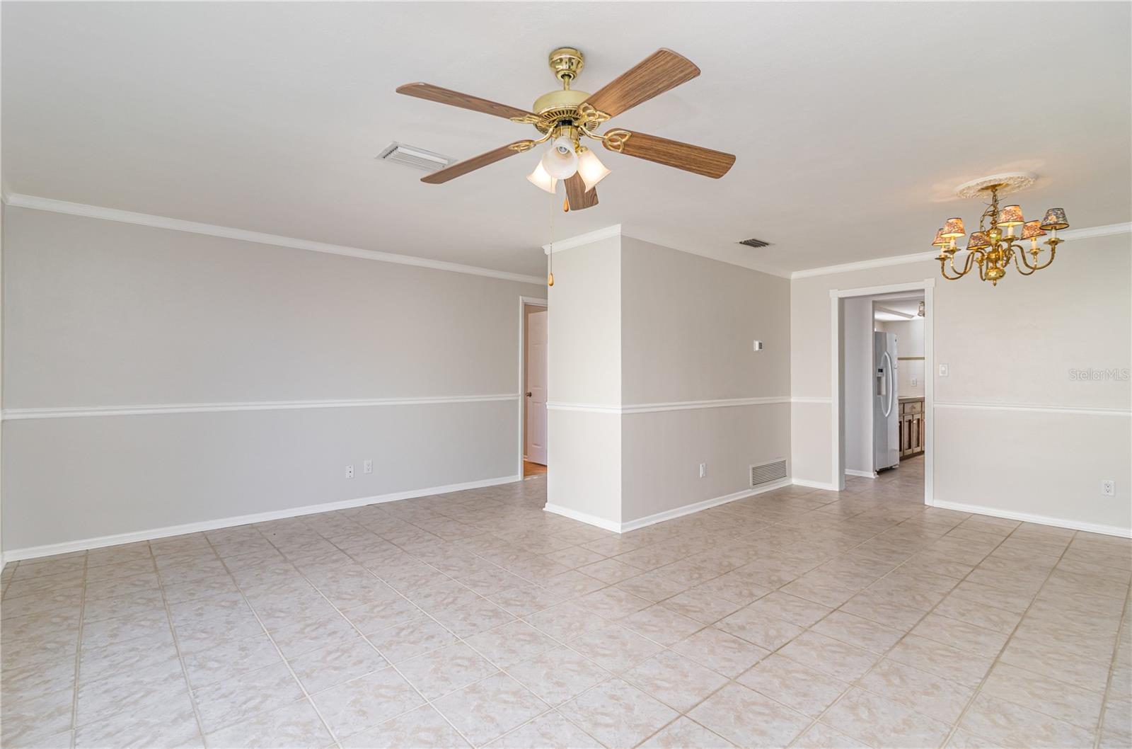 Image 7 of 16 For 1415 Country Club Drive