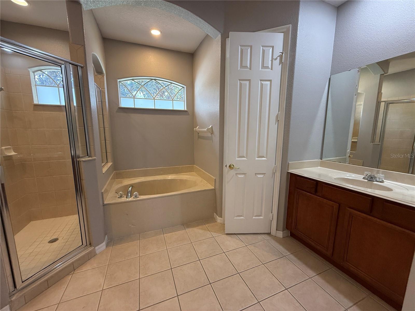 Image 23 of 29 For 1710 Swallowtail Lane