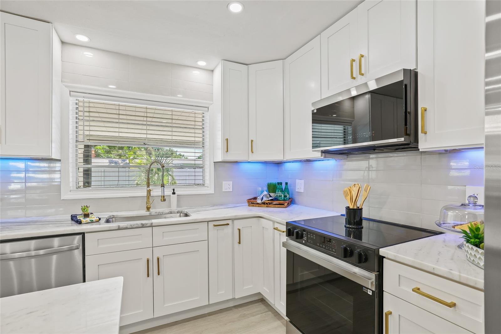 Image 14 of 48 For 1154 64th Avenue S