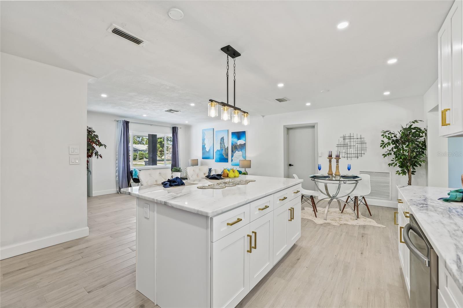 Image 15 of 48 For 1154 64th Avenue S