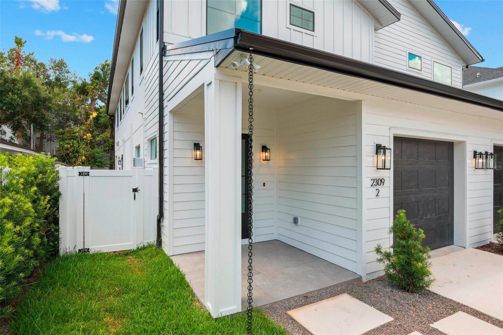 Listing photo id 0 for 2309 Ardson Place 2