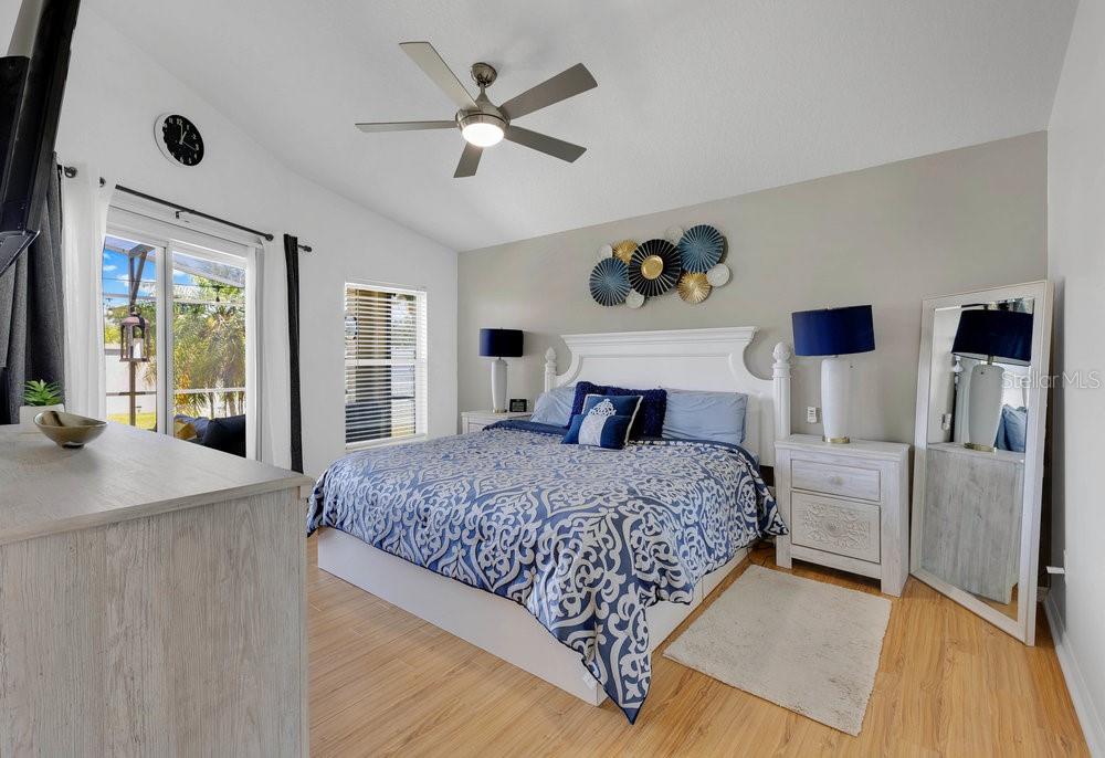 Image 11 of 30 For 9736 Heron Pointe Drive