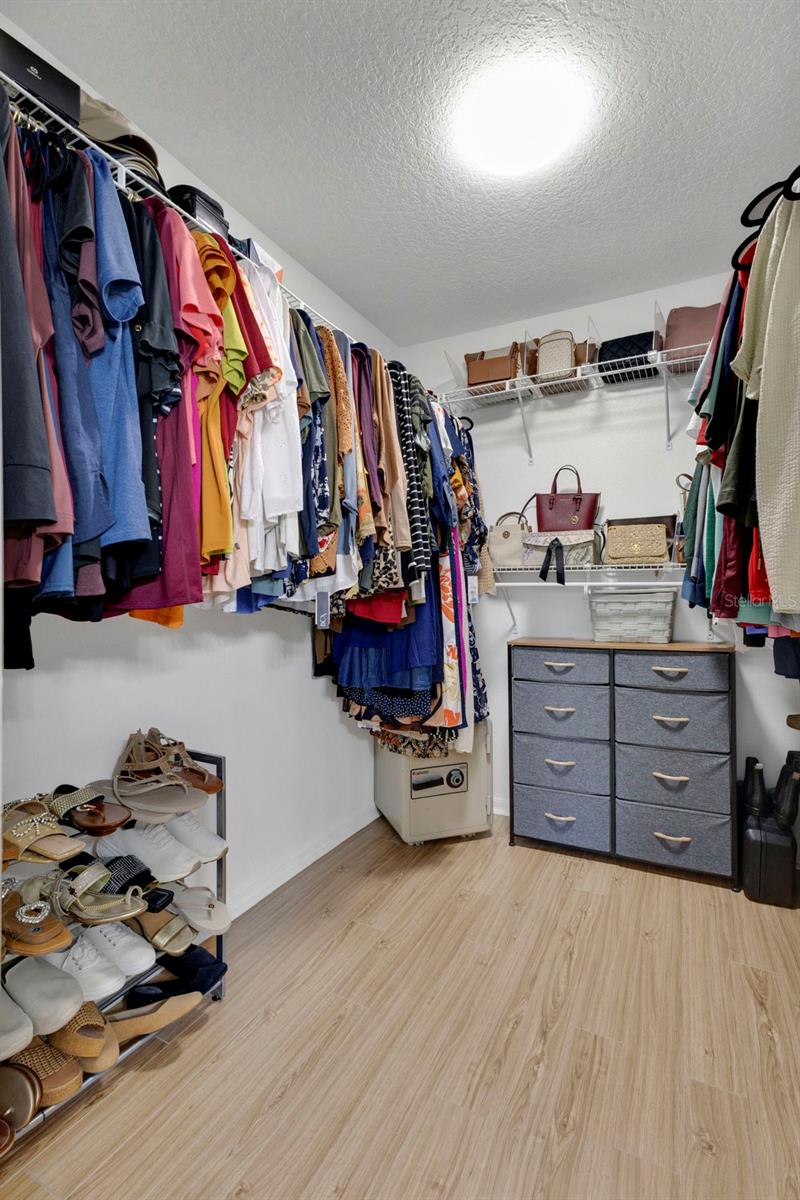 Image 14 of 30 For 9736 Heron Pointe Drive