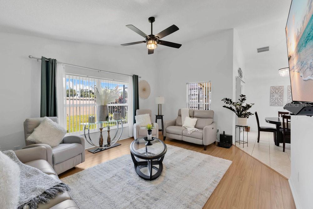 Image 7 of 30 For 9736 Heron Pointe Drive