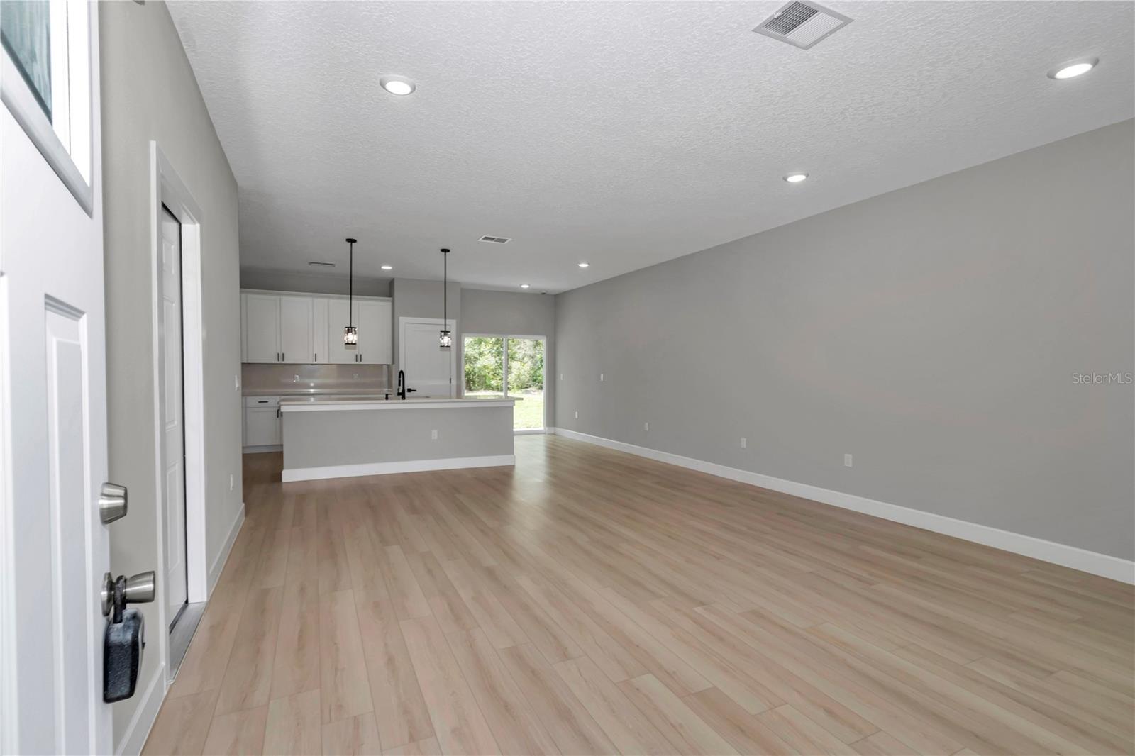 Image 7 of 65 For 17046 39th Circle