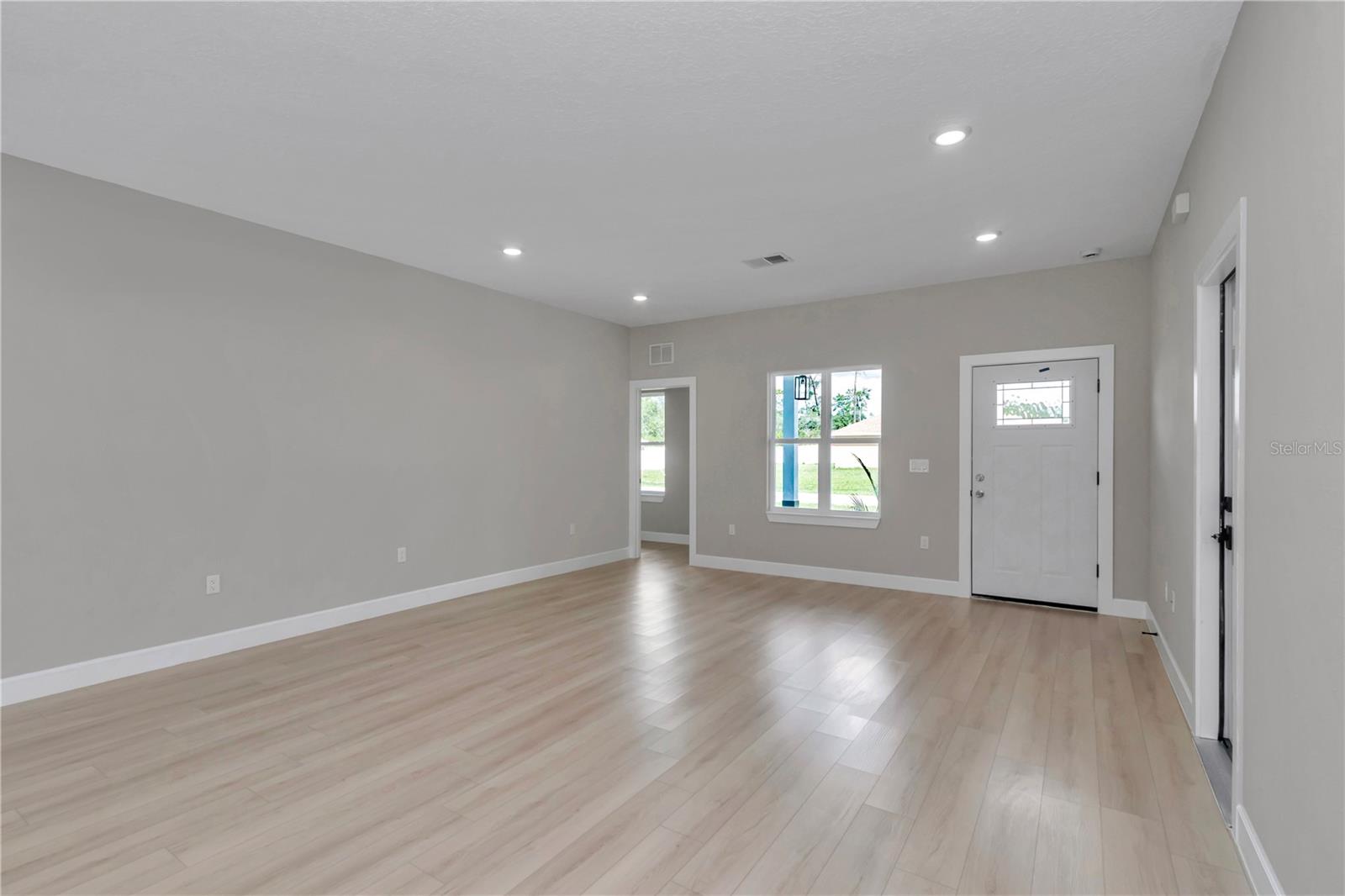 Image 9 of 65 For 17046 39th Circle