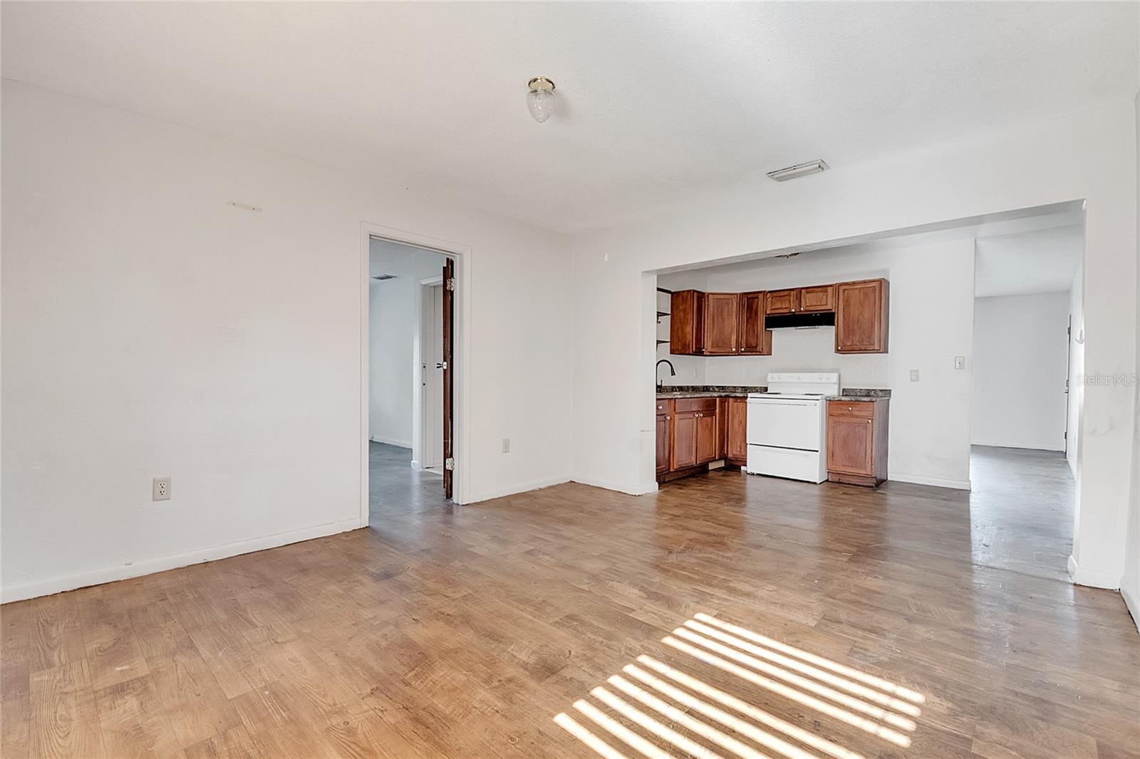 Image 18 of 30 For 608 Cookman Avenue