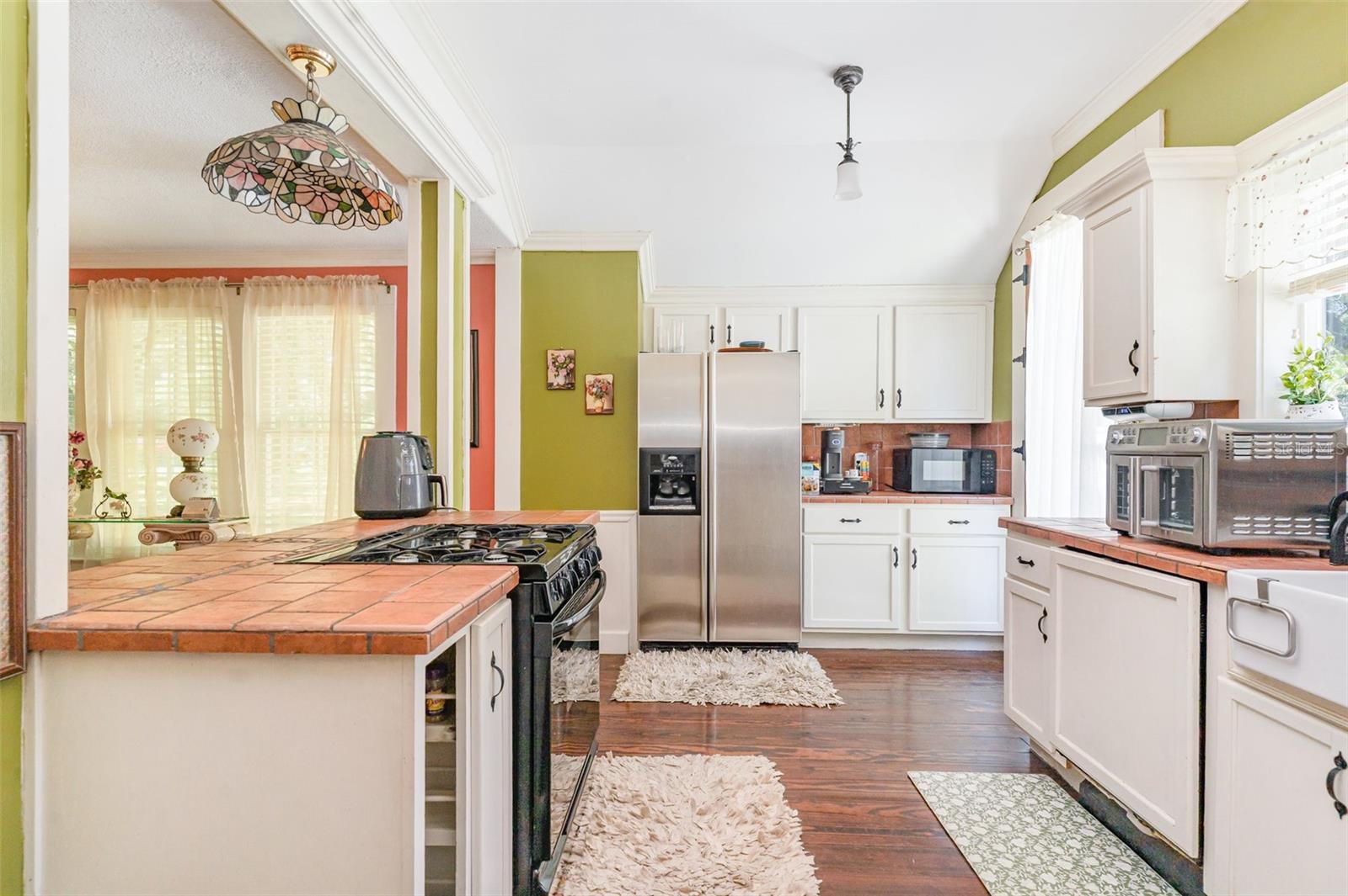 Listing photo id 13 for 2301 97th Street Road