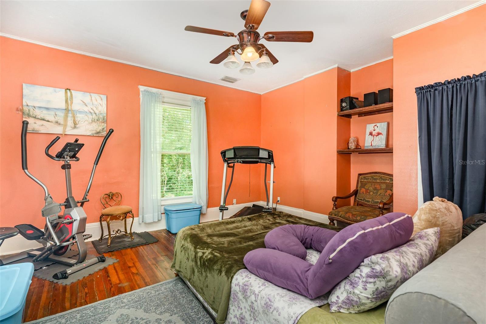 Listing photo id 19 for 2301 97th Street Road
