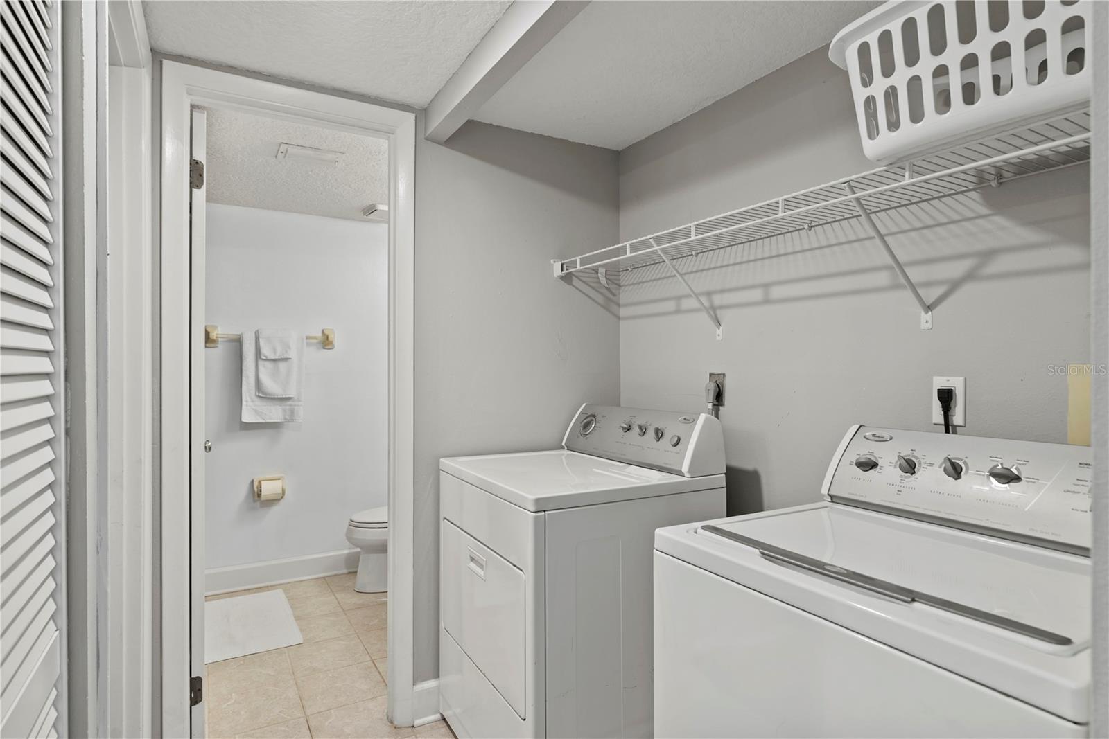 Image 39 of 58 For 1054 Lotus Cove Court 623