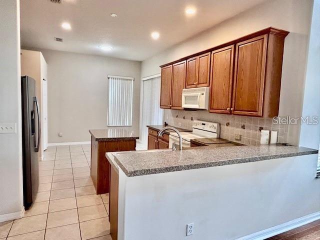 Image 3 of 10 For 2200 The Oaks Boulevard