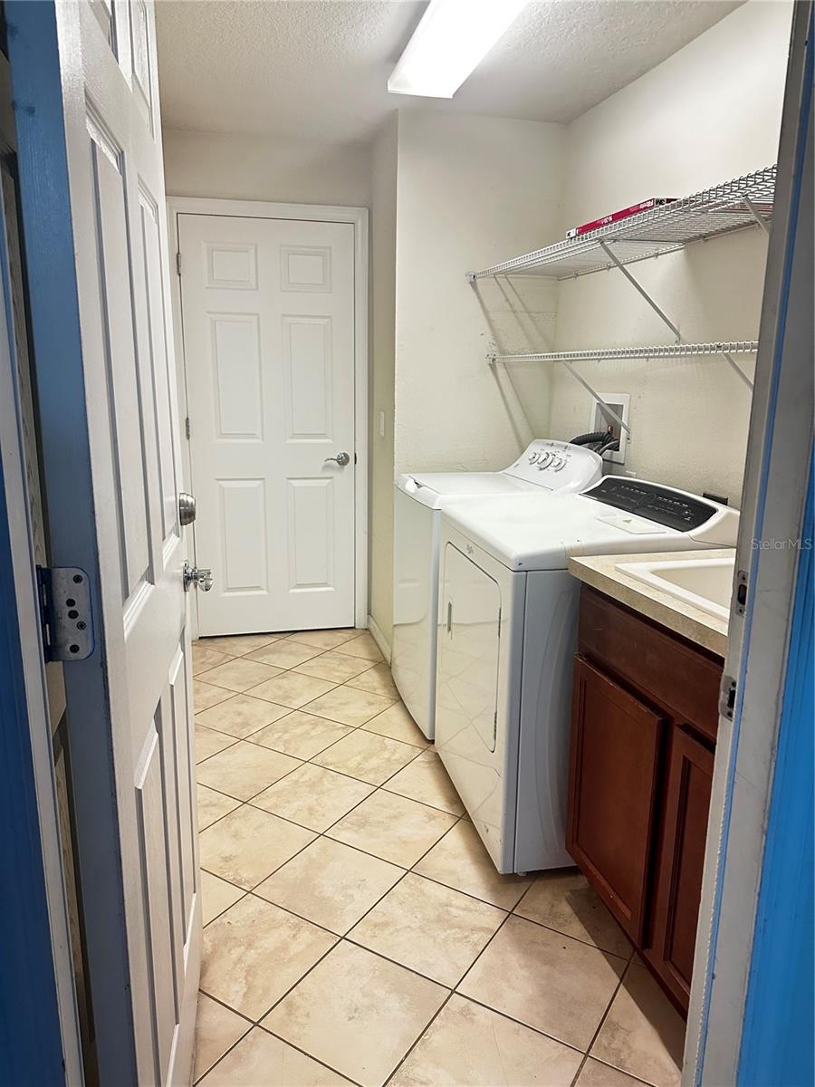 Image 13 of 28 For 12235 Pescara Ln
