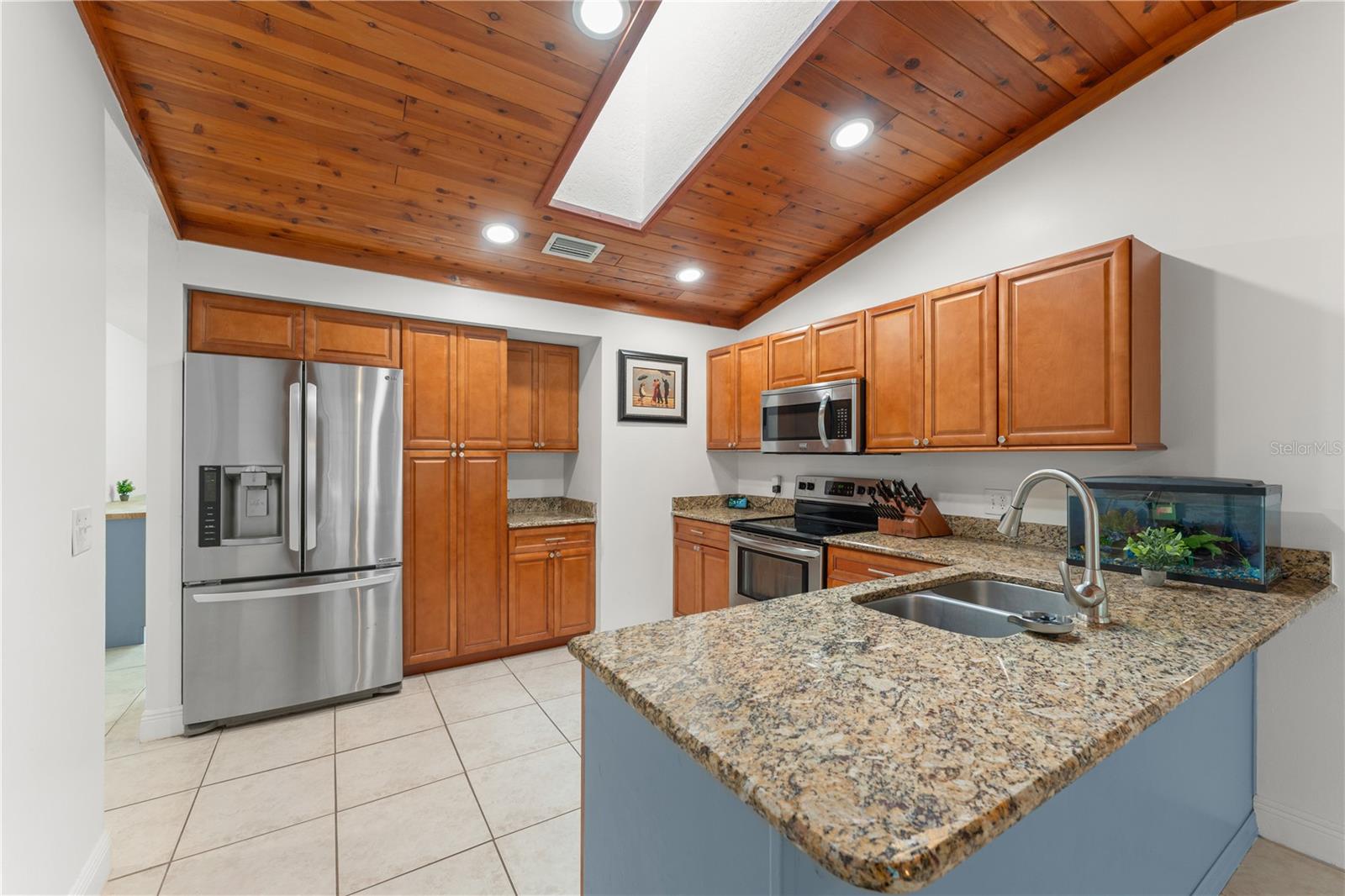 Image 11 of 39 For 7921 Sebago Court