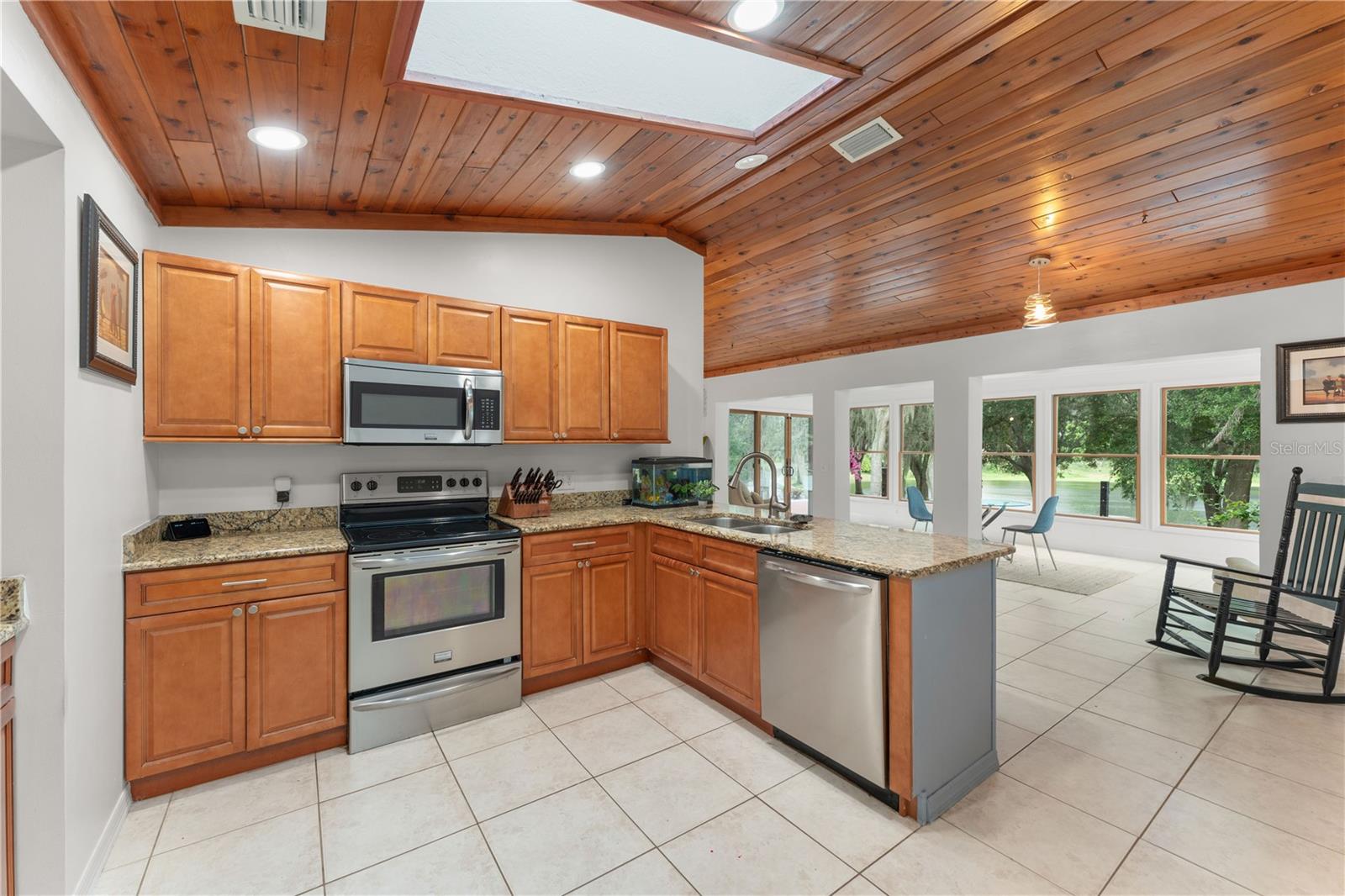 Image 9 of 39 For 7921 Sebago Court