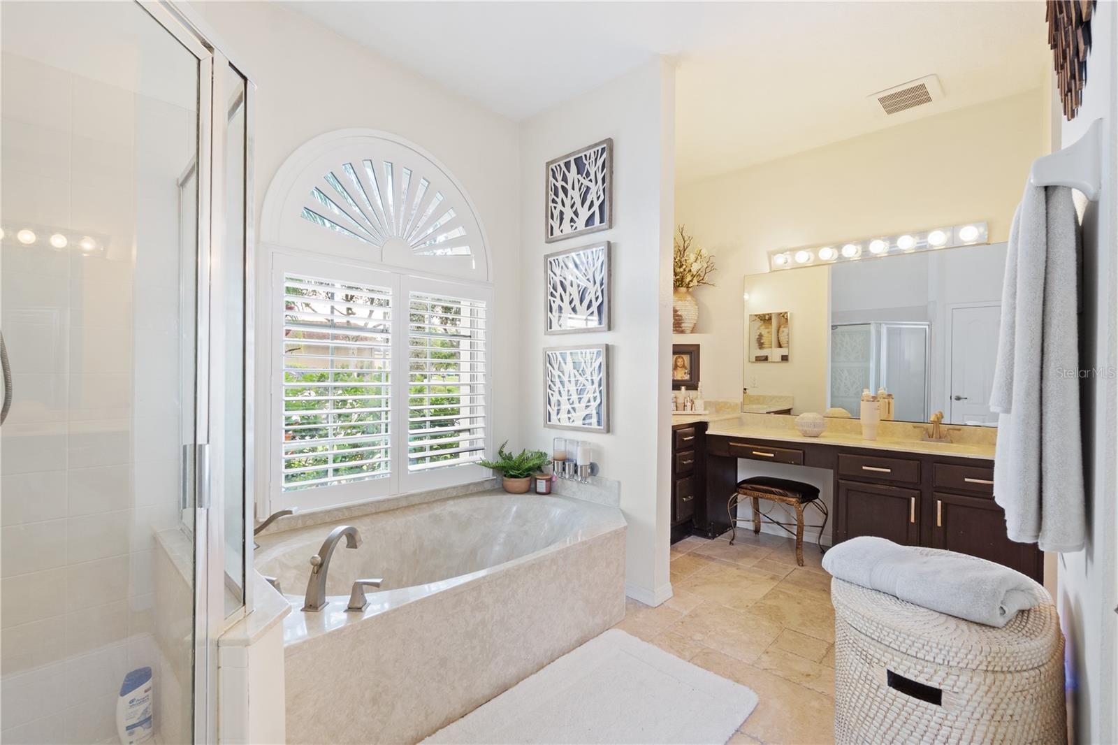 Image 10 of 33 For 2254 Blackjack Oak Street
