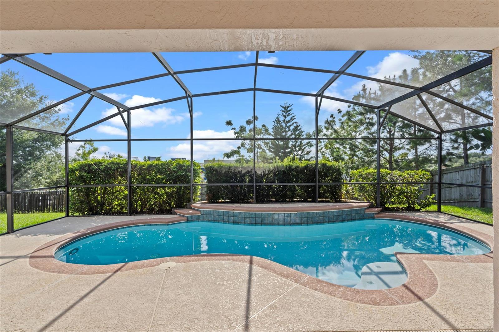 Image 26 of 33 For 885 Scenic View Circle