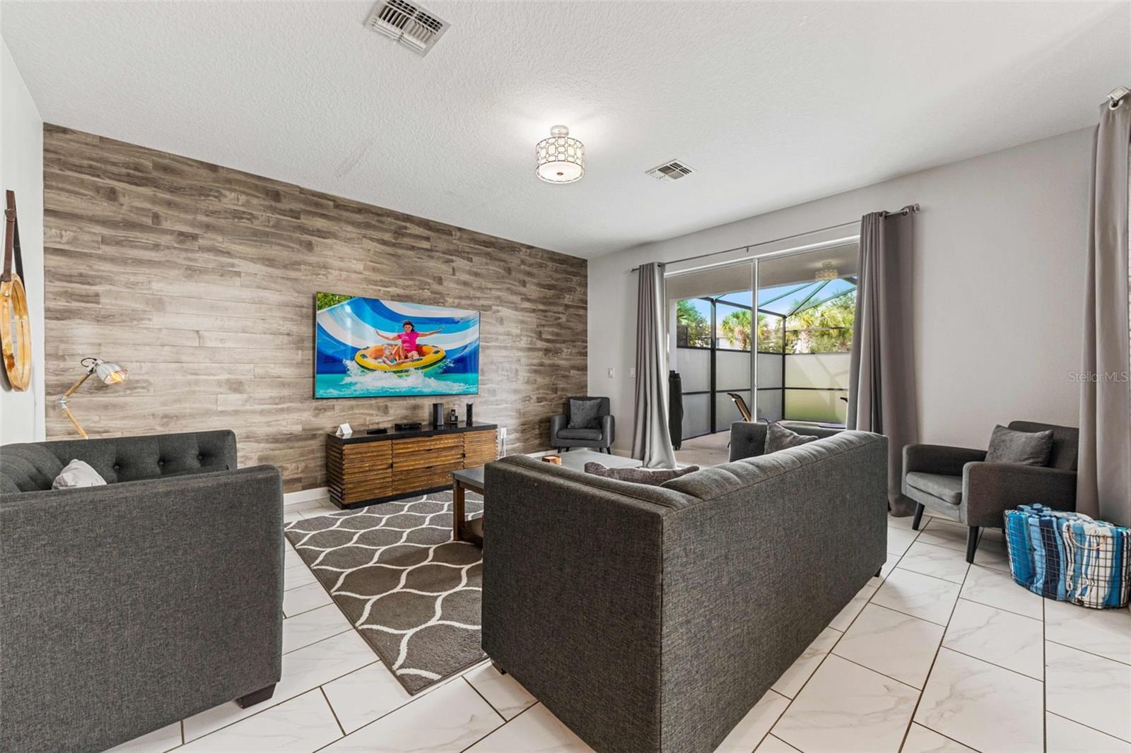 Image 11 of 58 For 4733 Sleepy Hollow Drive