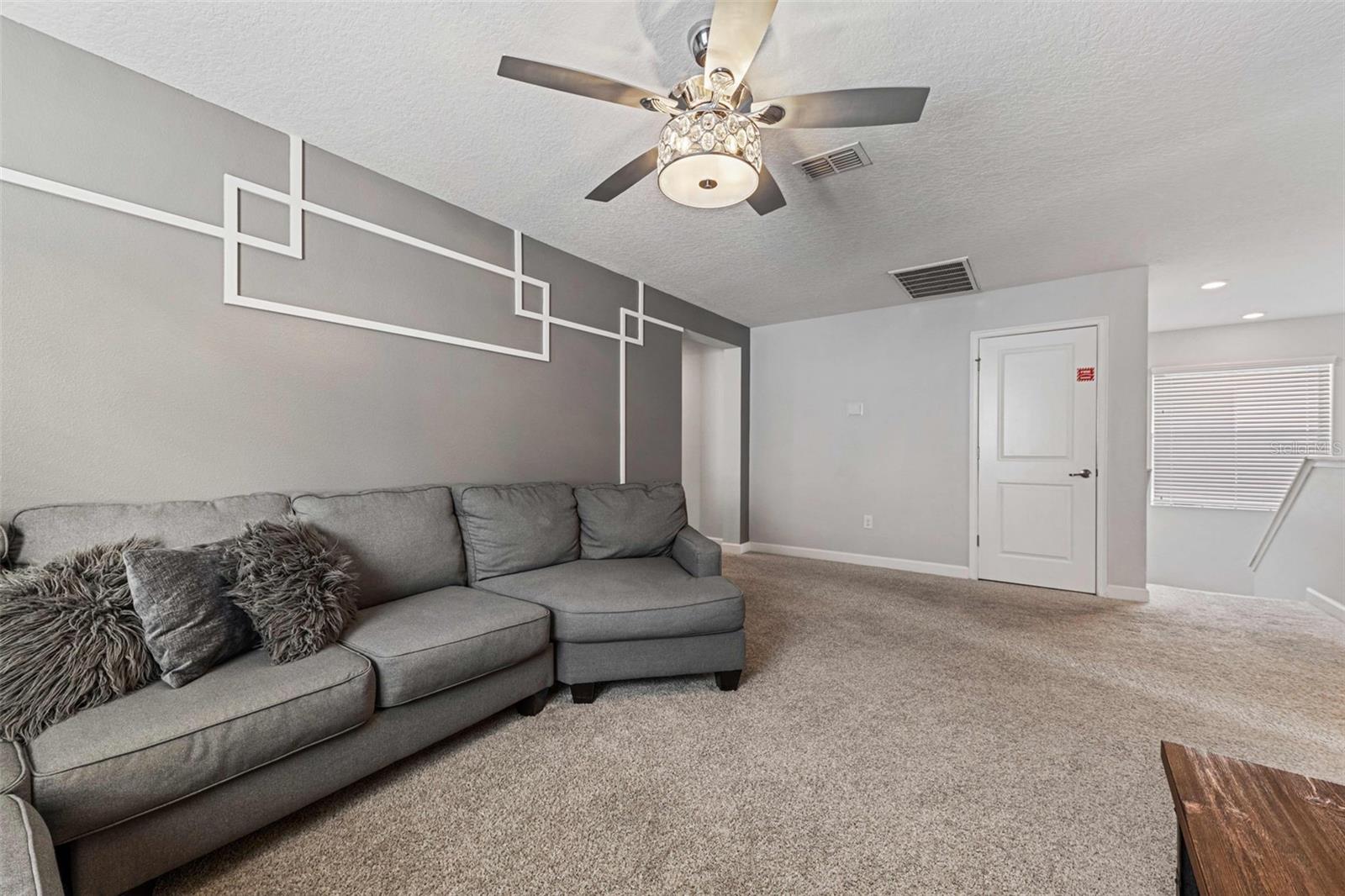 Image 19 of 58 For 4733 Sleepy Hollow Drive