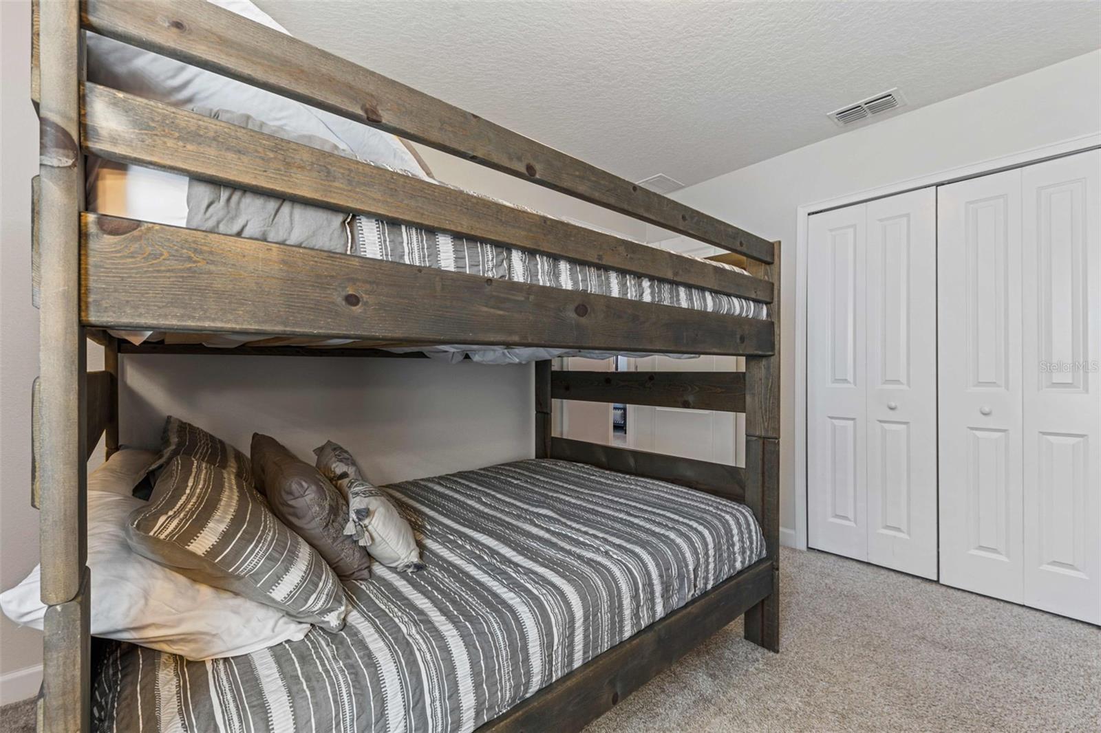 Image 23 of 58 For 4733 Sleepy Hollow Drive