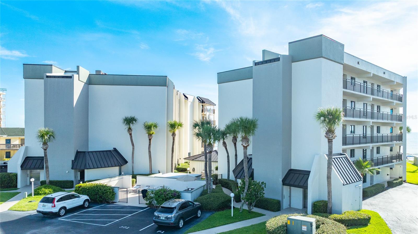 Image 2 of 35 For 1275 Ocean Shore Boulevard P3