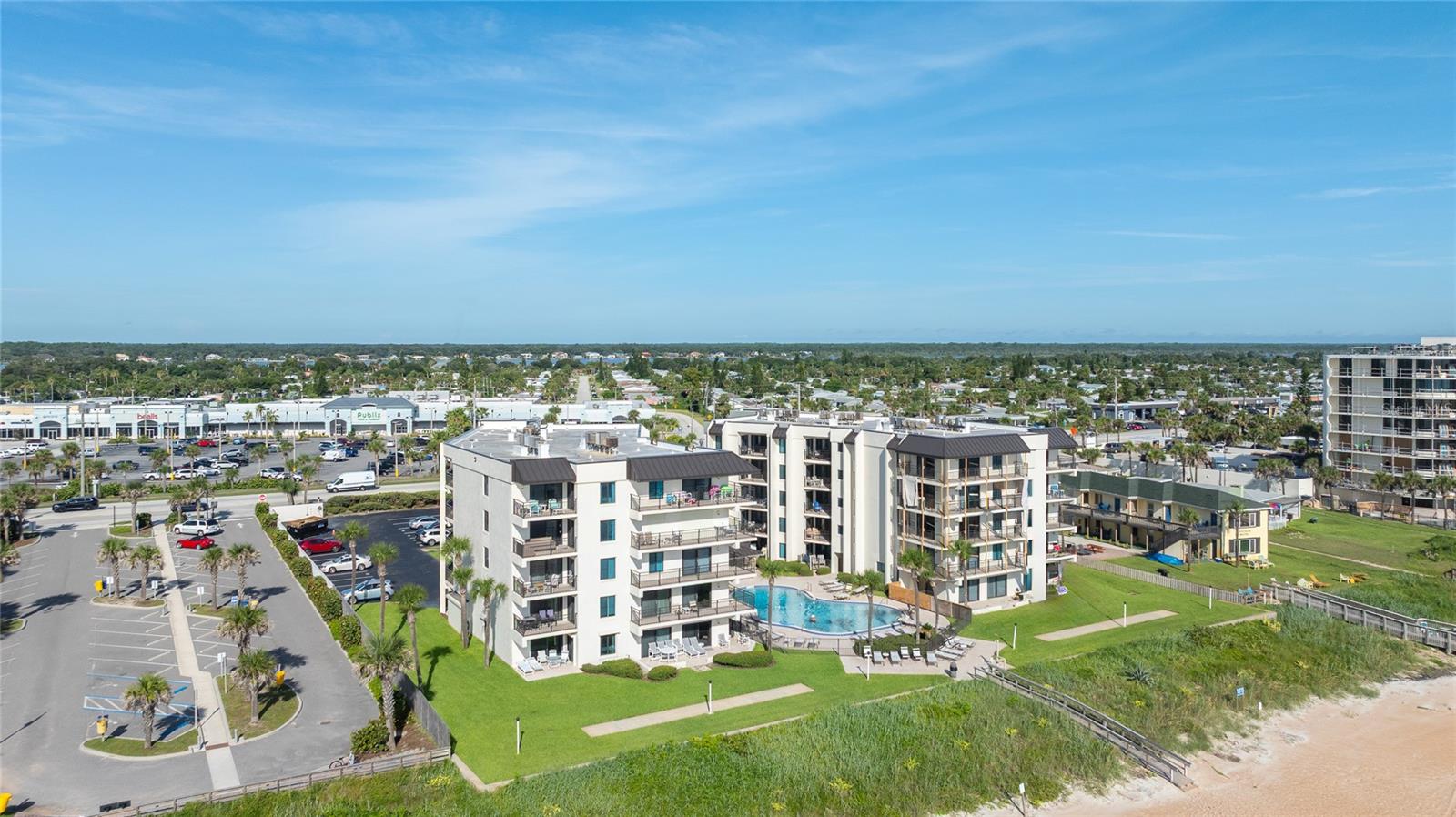 Image 23 of 35 For 1275 Ocean Shore Boulevard P3
